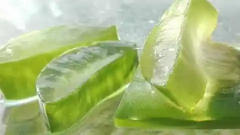 त्वचा की देखभाल में एलोवेरा जेल के गजब के फायदें, ऐसे करें इस्तेमाल 