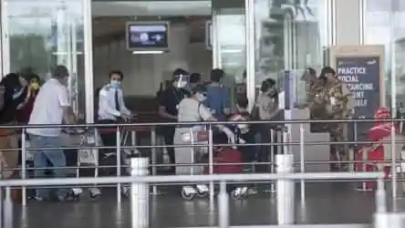 20 passengers from UK test positive for Covid-19, states begin contact tracing